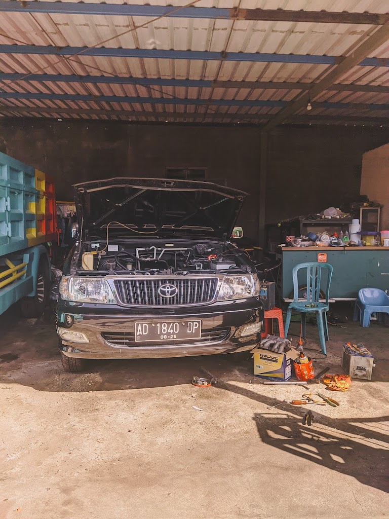 Bengkel Mobil Mas Ceming