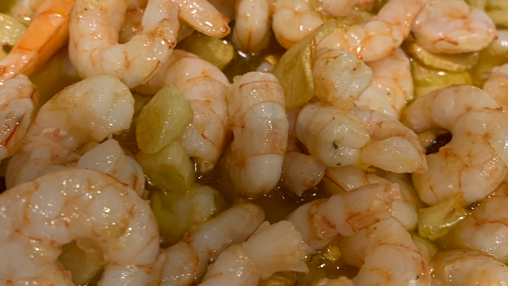 Restaurante Casa Manolo — Comida y bebida