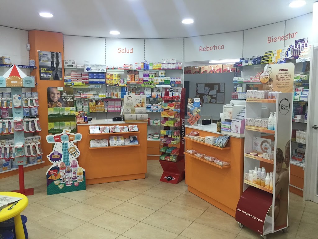 Farmacia Alhaurin de la Torre. Penon Zapata Molina. Marciana Alodia Gomez Rodriguez — Del propietario