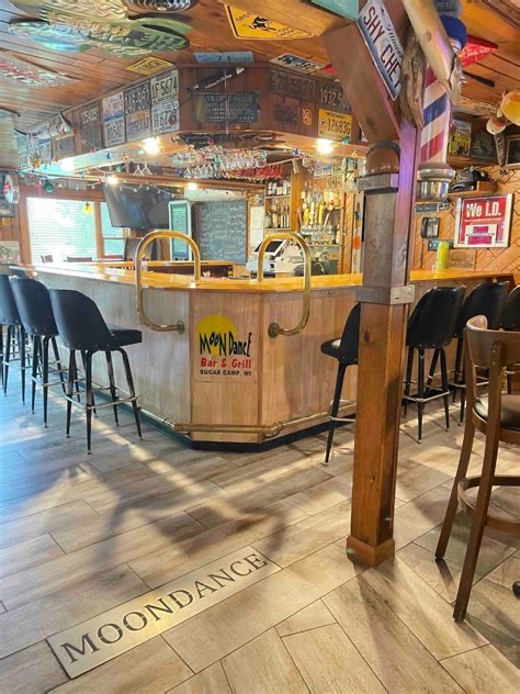  Moondance Bar & Grill