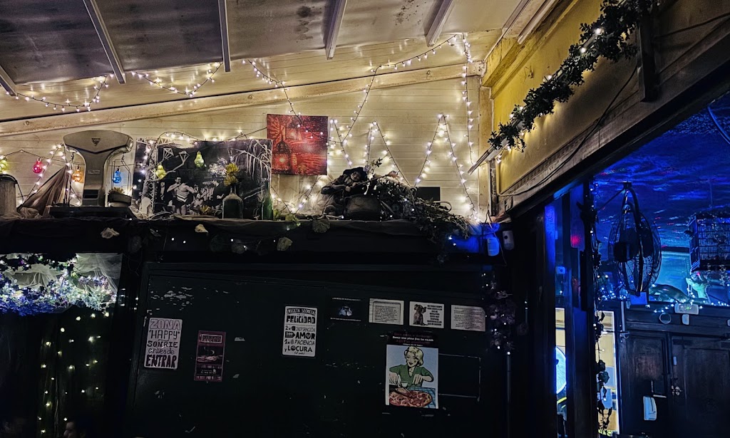 Sol De Nit — Ambiente