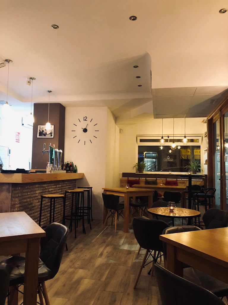 Cafeteria - Cerveceria El Moli