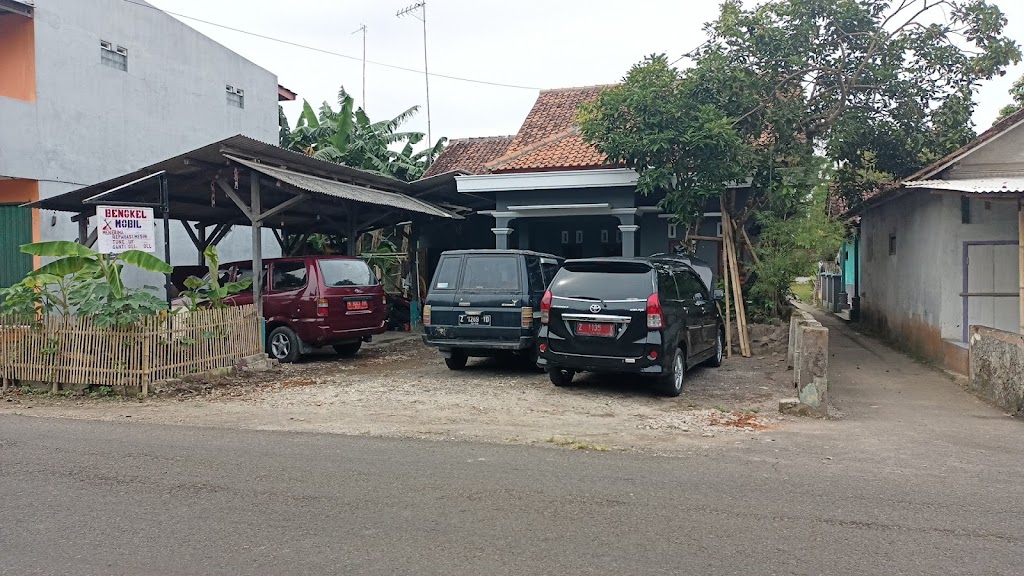 BENGKEL MOBIL TUNAS MOTORS