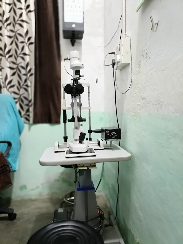 Om Akhand Eye Care Center