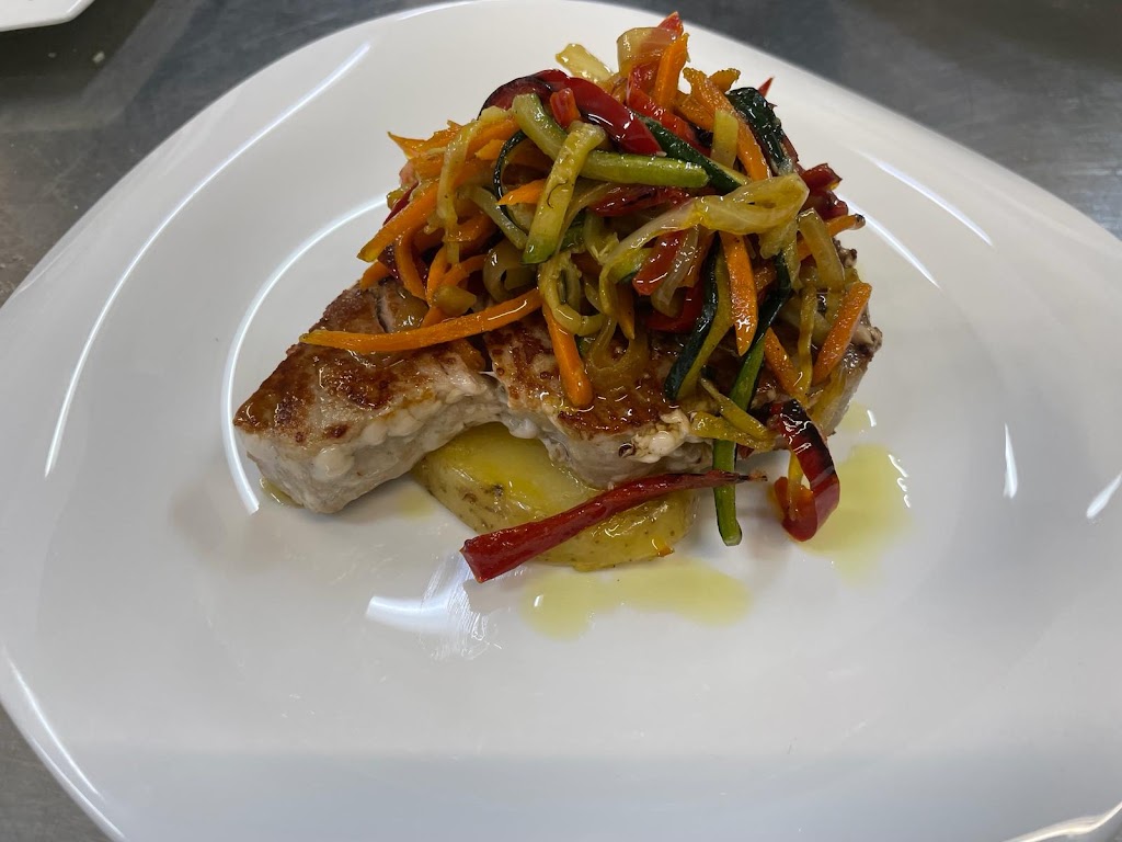 Restaurant la Torreta de Remolins — Comida y bebida
