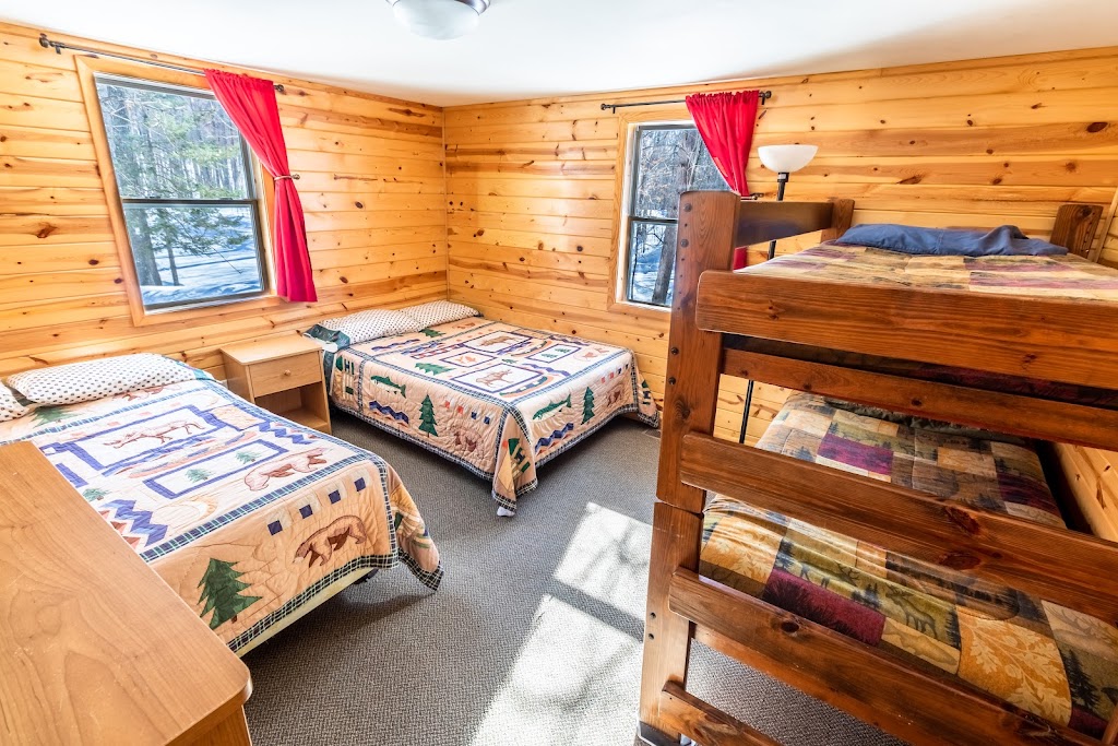  Lincolnwood Resort & Bar