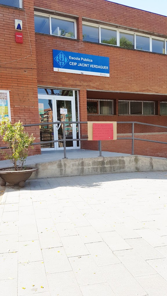 Col*legi Public Jacint Verdaguer (Annex)