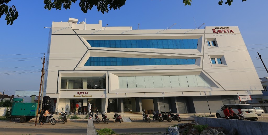 The Grand Raveta