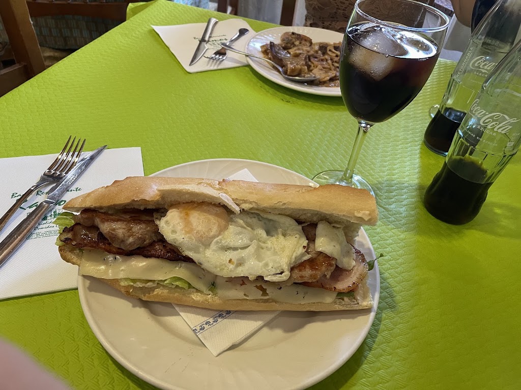Restaurante Ramos — Comida y bebida