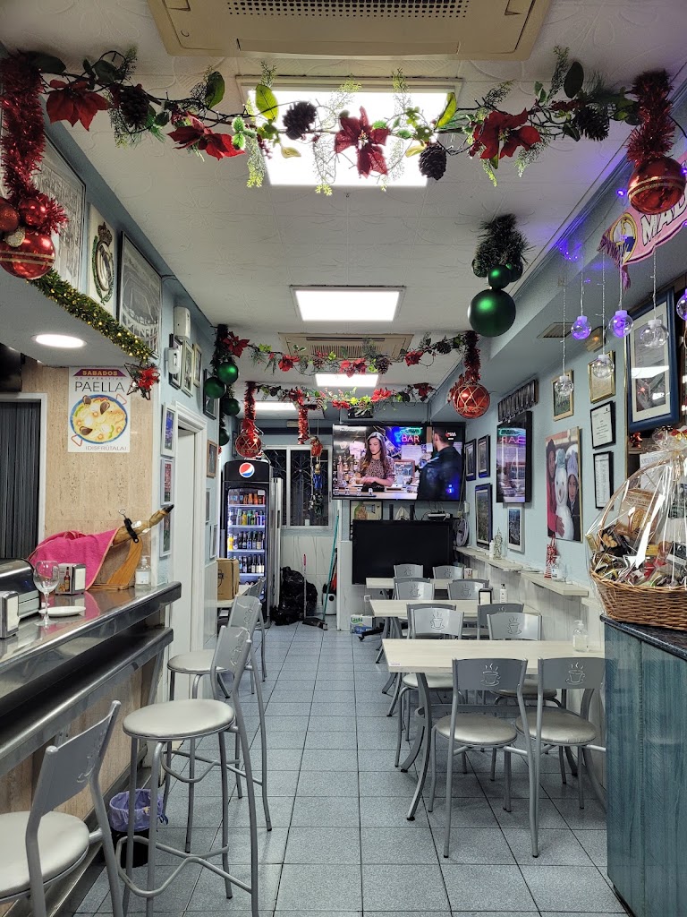 Bar Aqui Mismo — Ambiente