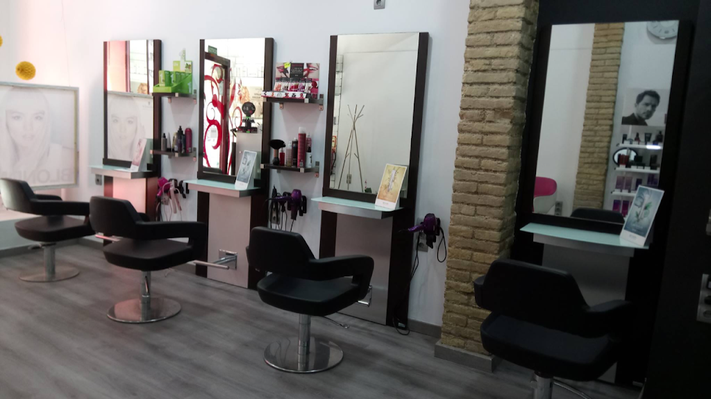 Peluqueria i Estetica LARA — Interior