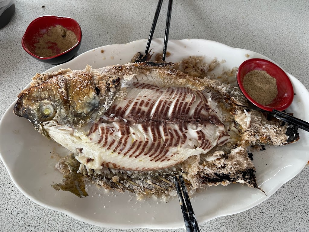 食塘烤魚 的照片