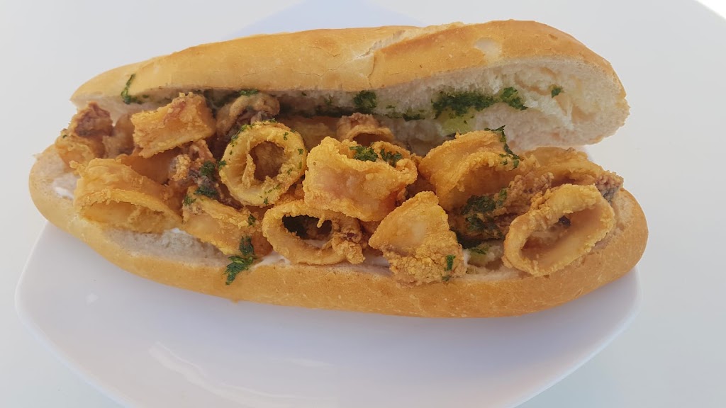 Bar La Coma. — Comida y bebida