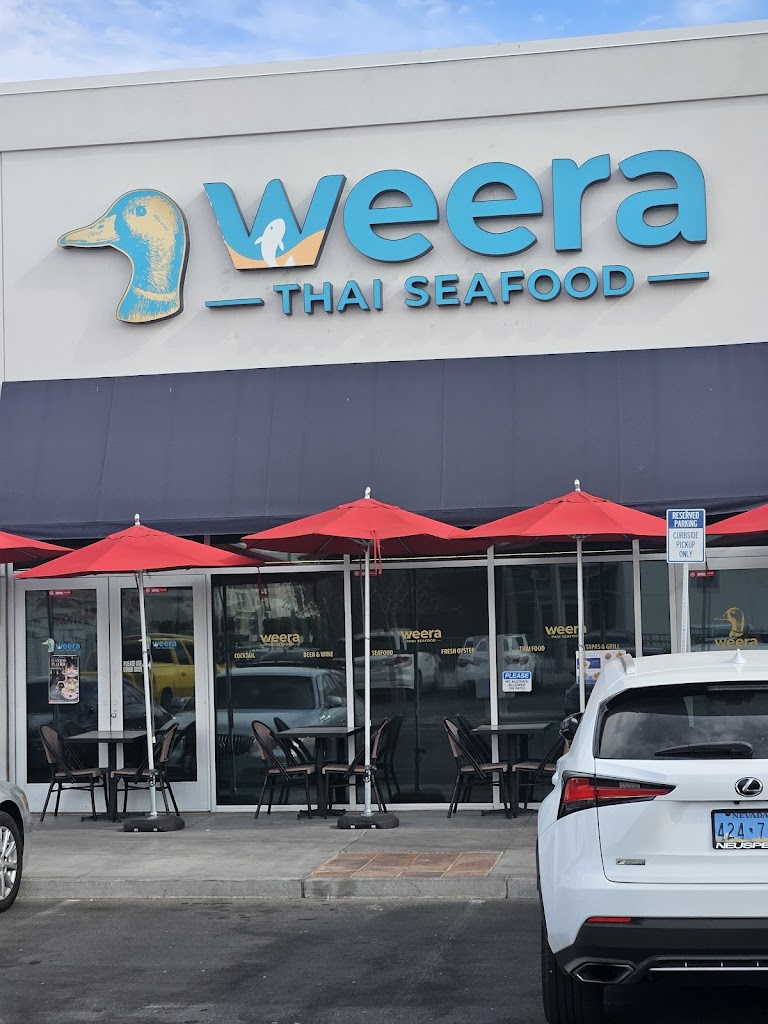 Weera Thai - Town square