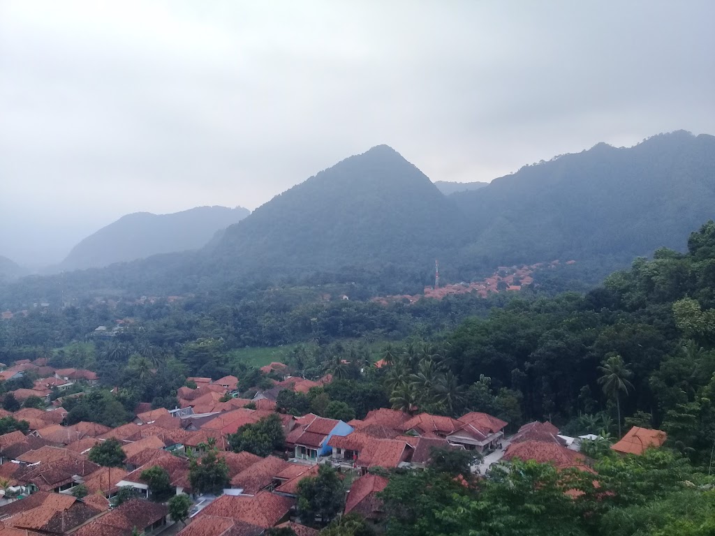 Bumi Perkemahan Kawah Simeut