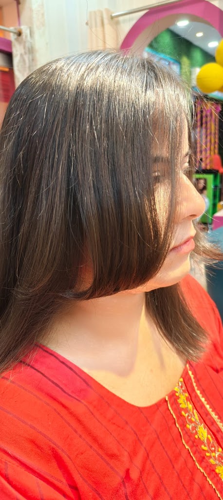 The Creative Cut Unisex Salon