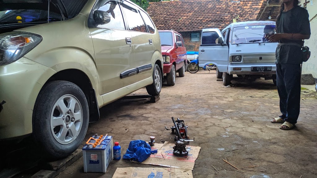 Bengkel Mobil Pak Taslim