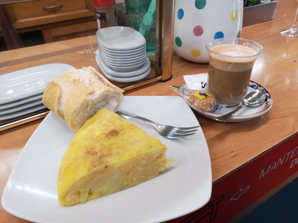 Garay Bar — Comida y bebida