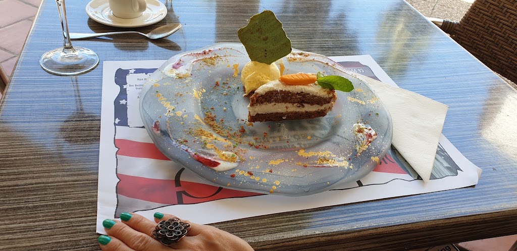 Restaurante El Paso de Estepona — Comida y bebida
