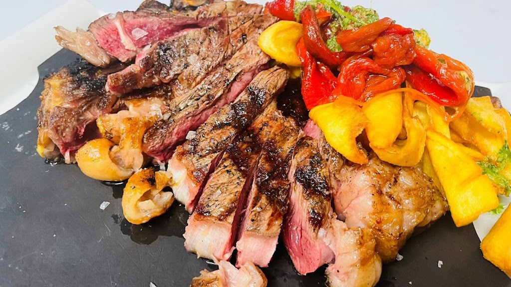 Restaurante Braseria El Colibri' — Comida y bebida