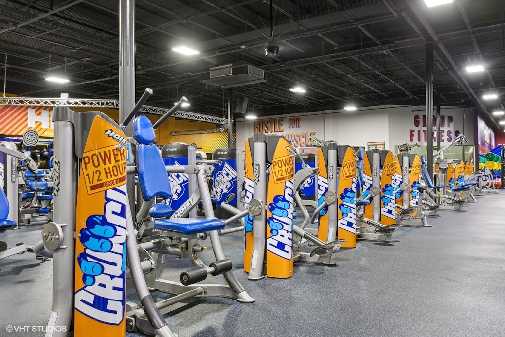  Crunch Fitness - Countryside