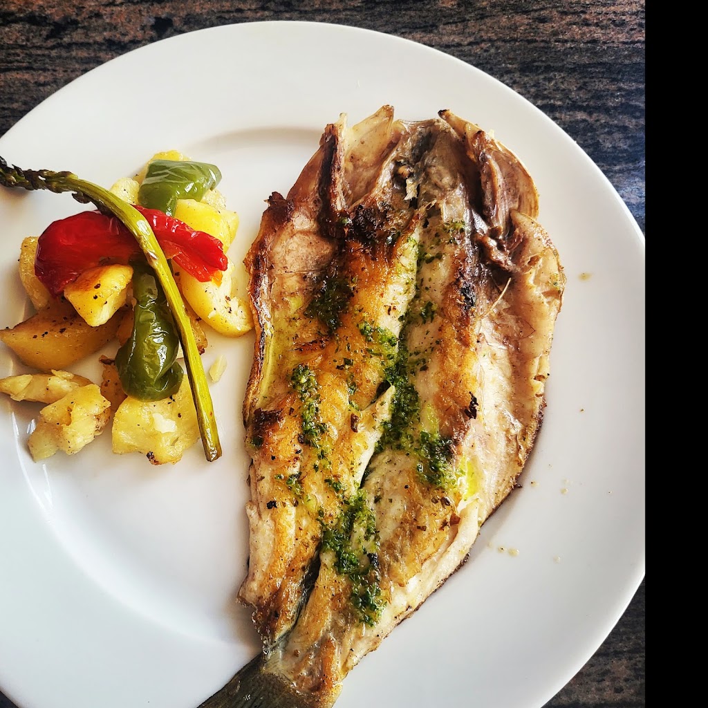 Restaurante Nata M-lia — Comida y bebida