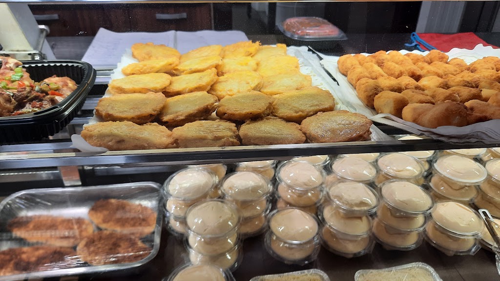 Platos precocinados La Masia — Comida y bebida
