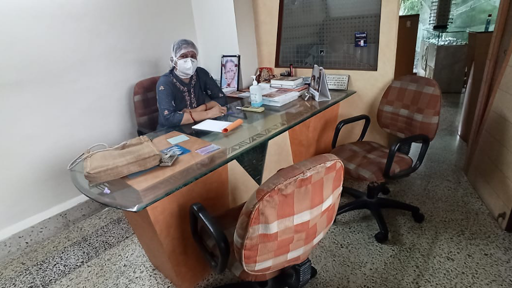 Dr Kavita Singh Kk Netralaya Phaco Centre Eye Clinic