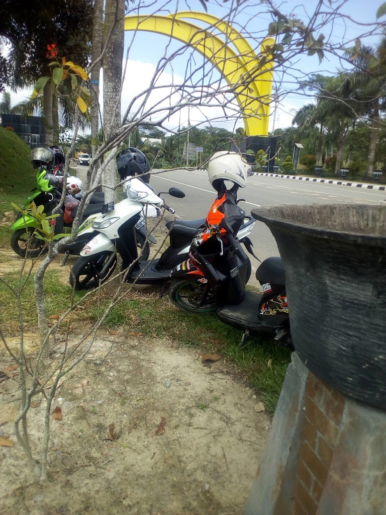 Bengkel Umum 3M: Solusi Terdekat untuk Perawatan Mobil Anda di Bontang