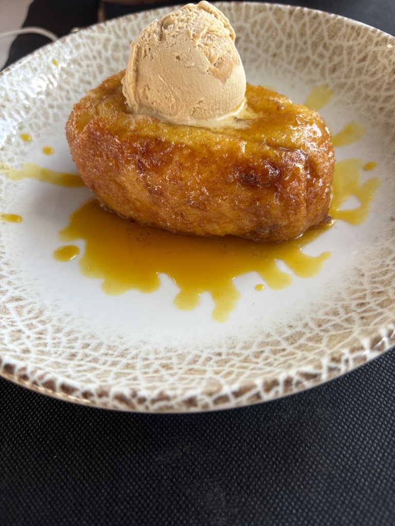 Restaurante TR39 — Comida y bebida