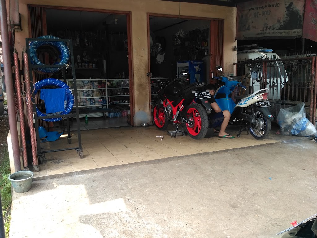 AXEL MOTOR