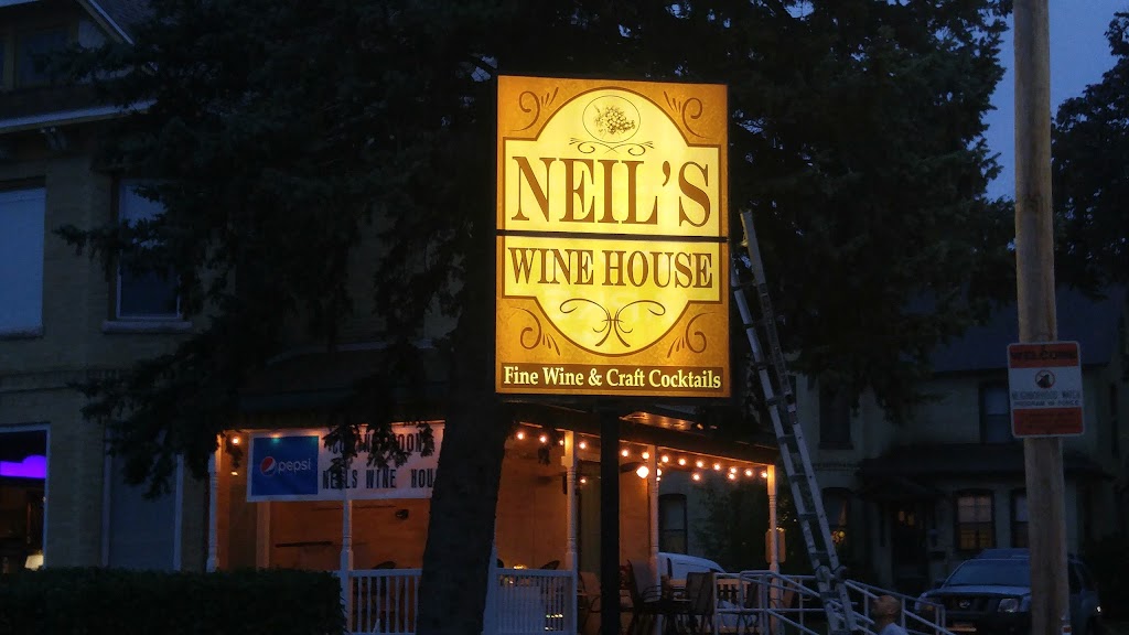  Neil's Wine & Bourbon House