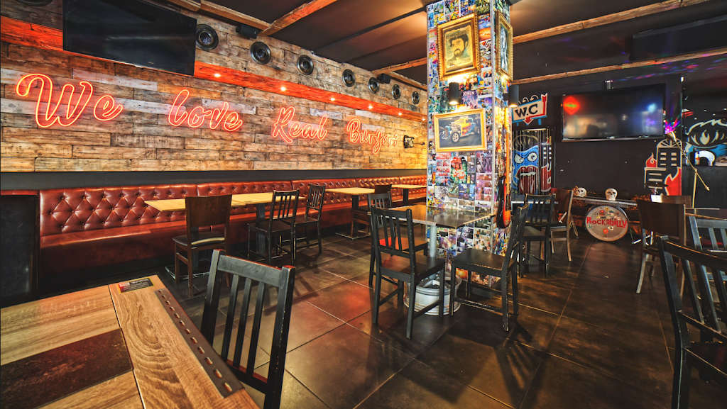 Rockabilly Burger Bar Nestor de la Torre