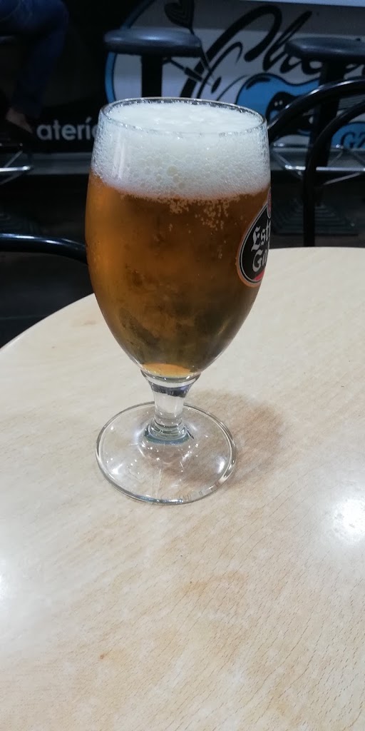 Cafeteria Chester Cerveceria — Cerveza