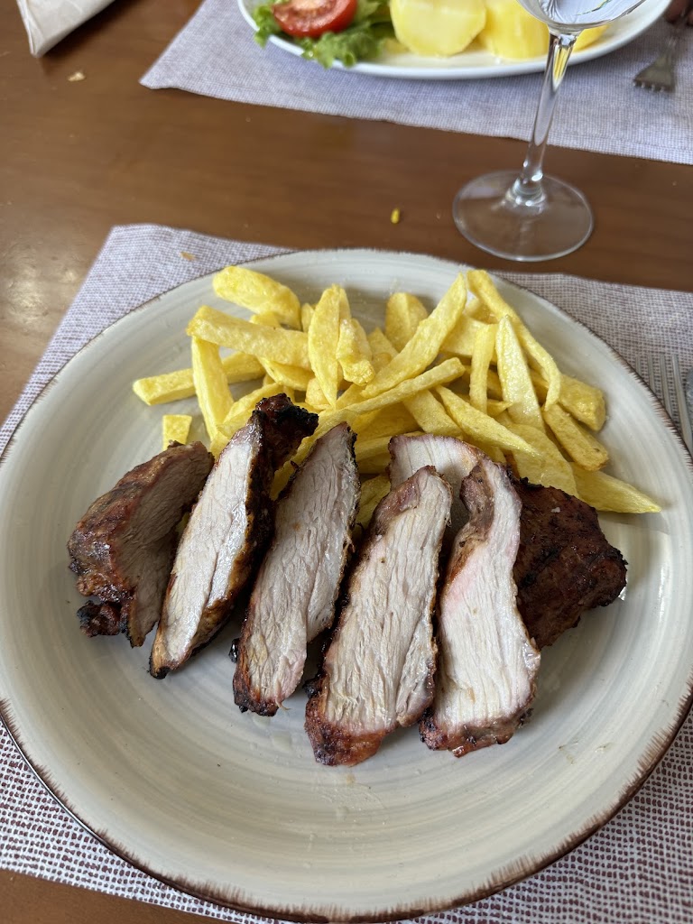 Restaurante Casa Vilas — Comida y bebida