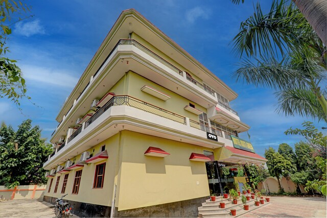 Hotel O Kriti Green
