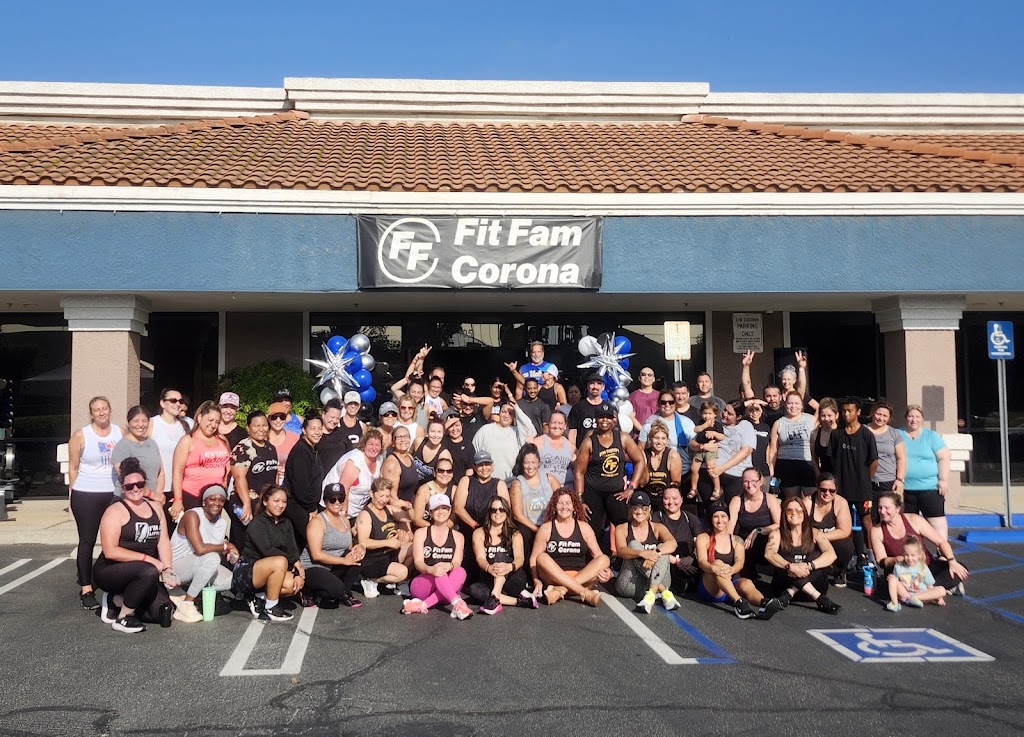  Fit Fam Corona