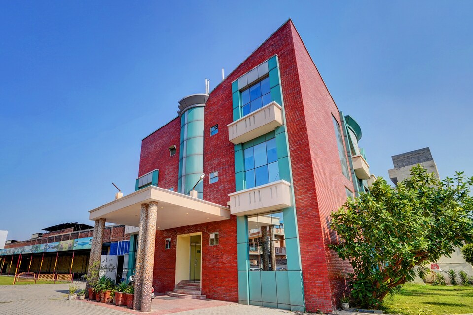 Hotel O Lavnya Hotel