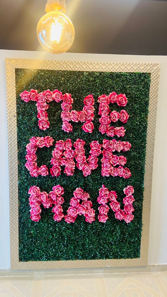 The Cave Man S Unisex Saloon