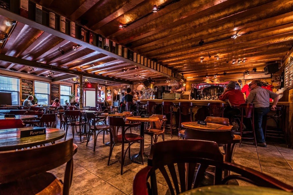 Le Trou du Diable - Brewpub & Restaurant in Shawinigan
