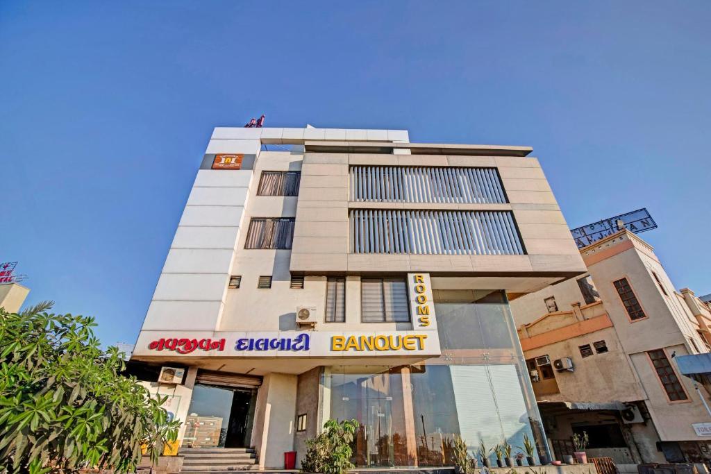 Hotel Navjivan Dal Bati Restaurant Famous Dal Bati Rooms And Restaurant Guest House