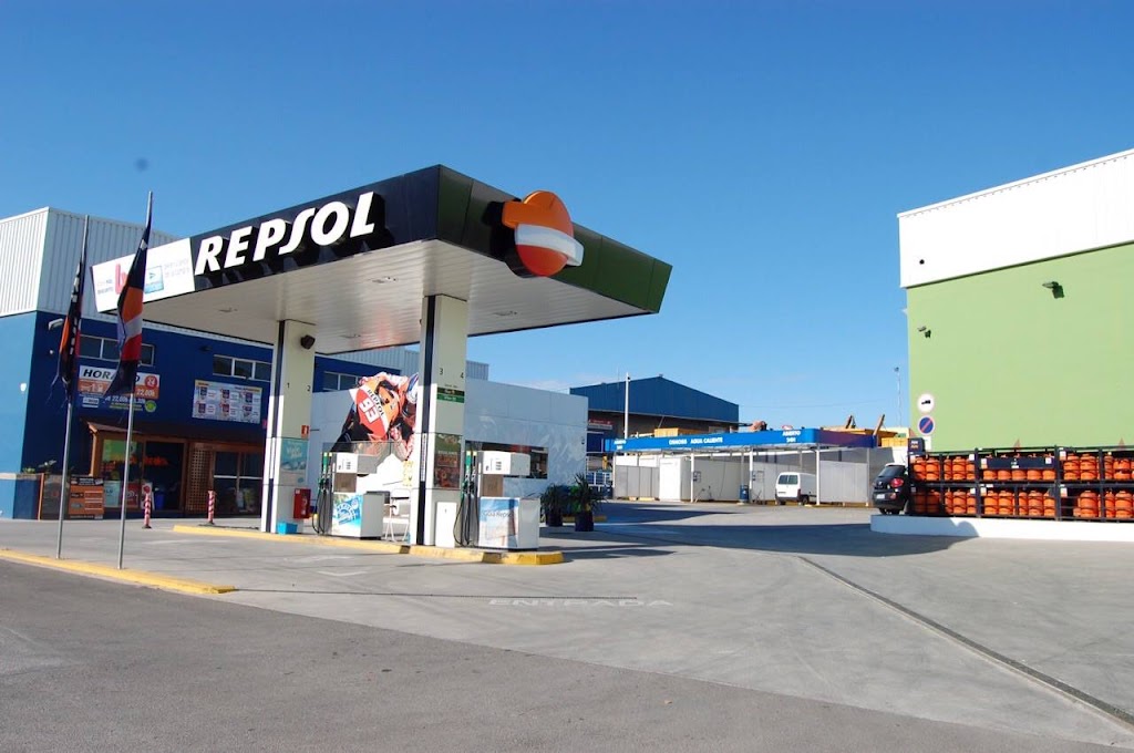 Estacion de Servicio Repsol — Exterior