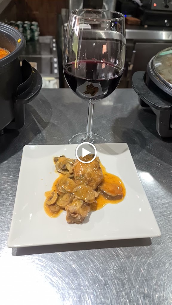 CAFETERIA TRACY — Videos