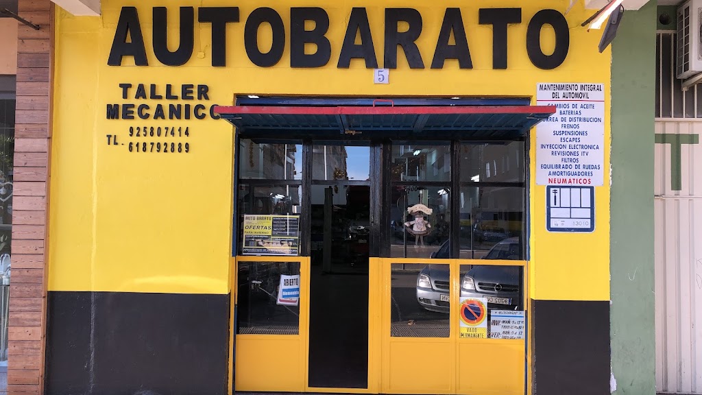 Taller Autobarato — Exterior