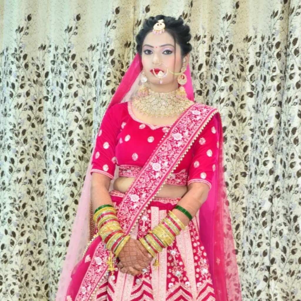 Asha Makeover Beauty Academy