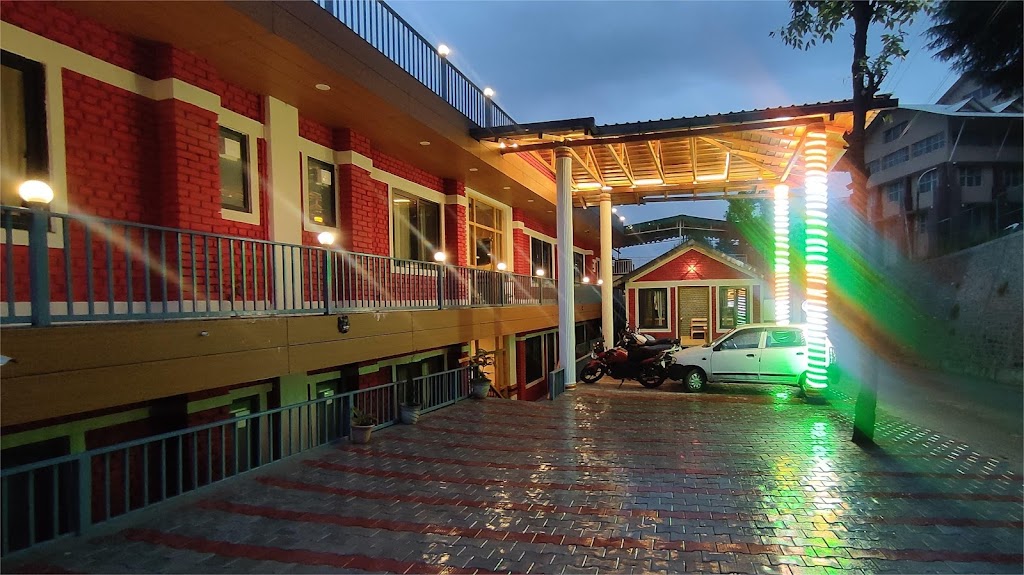Aashiyana The White Hill Hotel