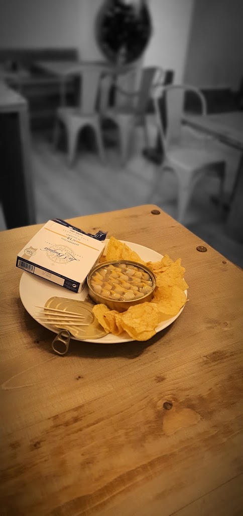 La Goleta Gastrobar — Comida y bebida