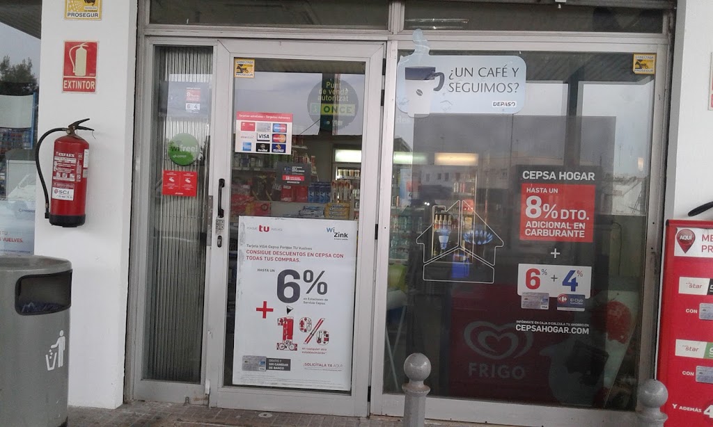 Estacion de servicio Cepsa — Exterior