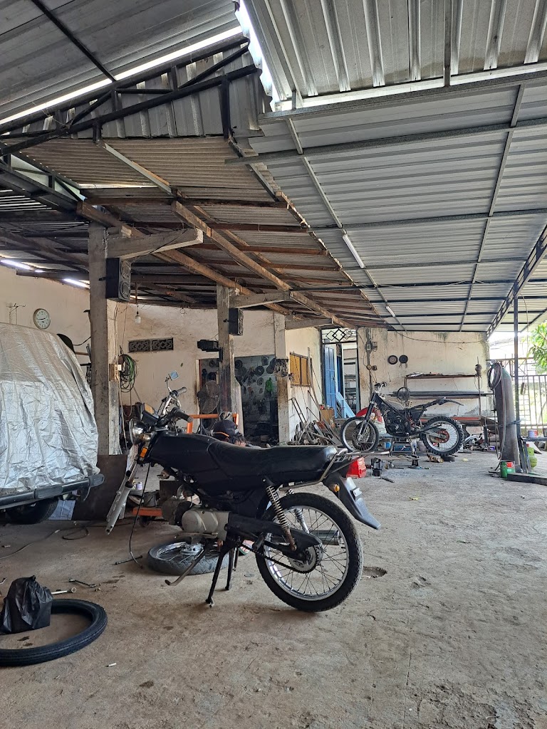 KCS Bengkel Las, Mobil, & Modifikasi