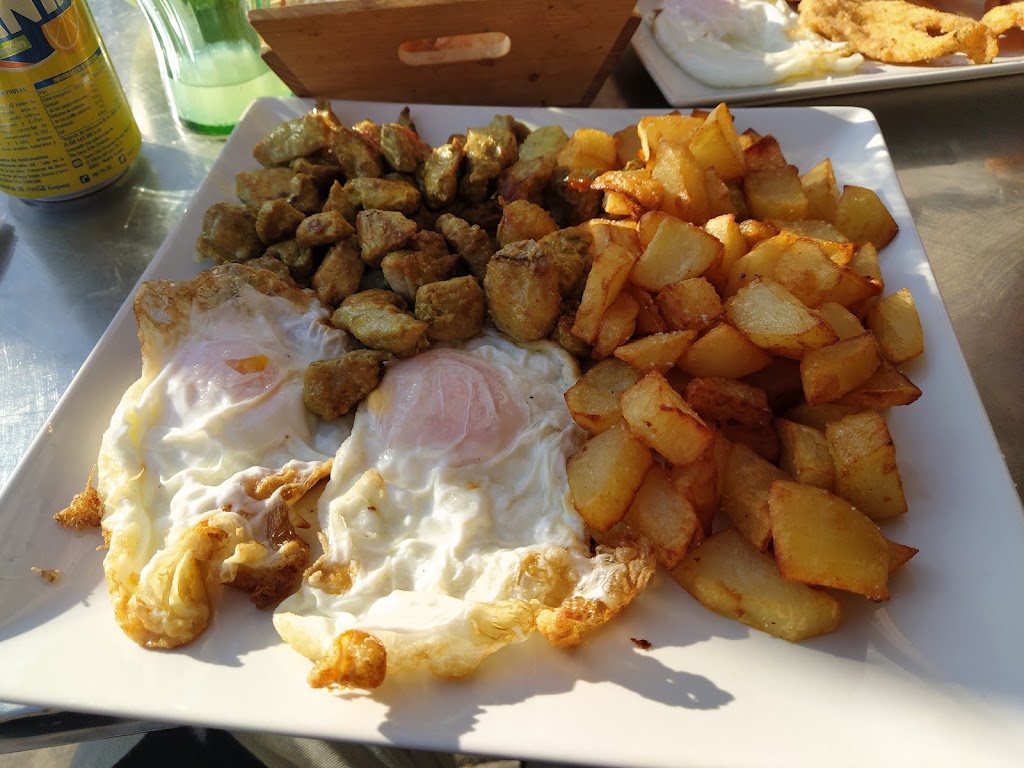 El Raconet De Les Tapes — Papas fritas caseras